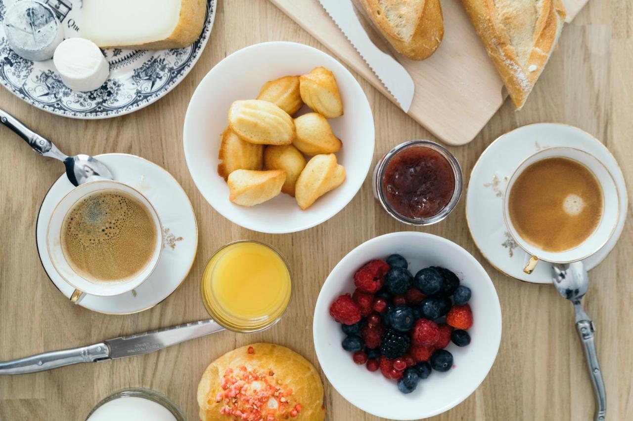 Chez Pépé Merle - D'hôte Au Coeur De Bed & Breakfast Parigi