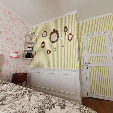 Bed & Breakfast Chez Pepe Merle - D'hotes Dans Le Quartier Du Pere Lachaise