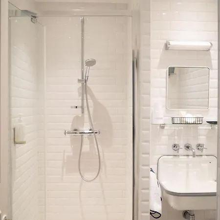 Chez Pépé Merle - D'hôtes Au Cœur De Bed & Breakfast Parigi
